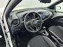 Toyota Aygo X 1.0 VVT-i S-CVT Play | Stoelverwarming | Climate Control | Achteruitrijcamera |