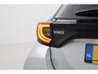 Toyota Yaris 1.5 Hybrid 115 Dynamic | Apple Carplay / Android Auto | Dodehoek detectie | Parkeersensoren voor/achter | Stoel-/stuurverwarming | Adaptive Cruise | Clima | Keyless | Camera | 16 inch