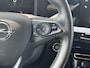Opel Mokka-e Elegance 50-kWh 11kw bl. Navigatie via Apple Carplay of Android Auto / Achteruitrijcamera / Parkeersensoren achter / Cruise control / Lane assist / DAB radio / Telefoon voorbereiding * DAB radio / Lichtmetalen wielen 17" / Stoelverwarming  / Elektrische ramen / Elektrische spiegels
