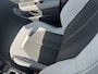 Opel Mokka-e Elegance 50-kWh 11kw bl. Navigatie via Apple Carplay of Android Auto / Achteruitrijcamera / Parkeersensoren achter / Cruise control / Lane assist / DAB radio / Telefoon voorbereiding * DAB radio / Lichtmetalen wielen 17" / Stoelverwarming  / Elektrische ramen / Elektrische spiegels