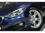 BMW 3-Serie 318i High Executive / SCHUIFDAK / LEDER / CARPLAY / STOELVERW