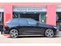 Volvo XC60 2.0 B5 R-Design | Panoramadak | Lounge Pack | Park Assist Pack | Winter Pack | Trekhaak | Leder |
