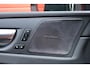 Volvo XC60 2.0 B5 R-Design | Panoramadak | Lounge Pack | Park Assist Pack | Winter Pack | Trekhaak | Leder |