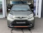 Toyota Aygo X 1.0 VVT-i S-CVT Limited | Stoelverwarming | Achteruitrijcamera | Climate Control
