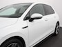 Volkswagen Golf 1.5 eTSI DSG R-Line Panorama dak Navigatie Apple Carplay/Android Auto Climate Control Camera Dab Extra Getint Glas Adaptive Cruise Control Virtual Cockpit Lichtmetalen Velgen