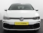 Volkswagen Golf 1.5 eTSI DSG R-Line Panorama dak Navigatie Apple Carplay/Android Auto Climate Control Camera Dab Extra Getint Glas Adaptive Cruise Control Virtual Cockpit Lichtmetalen Velgen