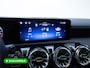 Mercedes-Benz A-klasse 250 e Star Edition AMG Line Night Facelift | Adap. Cruise | Stoelverw. | Sfeerverlichting | Navigatie | App. connect | Camera, Dodehoek waarschuwing, All season banden