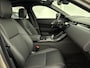 Land Rover Range Rover Velar P400e R-Dynamic SE | Panoramadak | Black Pack | Head-Up Batumi Gold / Ebony