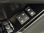 Land Rover Range Rover Velar P400e R-Dynamic SE | Panoramadak | Black Pack | Head-Up Batumi Gold / Ebony