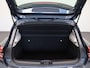 Renault Clio 1.0 TCe Intens | Cruise control | Climate control | Achteruitrijcamera | Lichtmetalen velgen 17'' | Apple carplay / Android auto | Trekhaak |