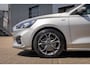 Ford Focus Wagon 1.0 EcoBoost ST Line Business | Apple Carplay/Android Auto | Cruise control | lane Assist | Parkeersensoren Voor / Achter | Airco automatisch | Airco (automatisch) | Apple Carplay/Android Auto|telefoonintegratie premium | Cruise control