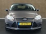 Ford Focus 1.0 EcoBoost Lease Trend - ORIGINEEL NEDERLANDSE AUTO - RIEM RECENT VERVANGEN - TREKHAAK 1.000KG GEREMD TREKGEWICHT - AIRCO - CRUISE CONTROL - LEDER STUURWIEL - NAVIGATIESYSTEEM - PARKEERSENSOREN ACHTER - BLUETOOTH TELEFOONVERBINDING