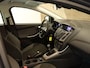 Ford Focus 1.0 EcoBoost Lease Trend - ORIGINEEL NEDERLANDSE AUTO - RIEM RECENT VERVANGEN - TREKHAAK 1.000KG GEREMD TREKGEWICHT - AIRCO - CRUISE CONTROL - LEDER STUURWIEL - NAVIGATIESYSTEEM - PARKEERSENSOREN ACHTER - BLUETOOTH TELEFOONVERBINDING