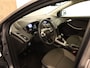 Ford Focus 1.0 EcoBoost Lease Trend - ORIGINEEL NEDERLANDSE AUTO - RIEM RECENT VERVANGEN - TREKHAAK 1.000KG GEREMD TREKGEWICHT - AIRCO - CRUISE CONTROL - LEDER STUURWIEL - NAVIGATIESYSTEEM - PARKEERSENSOREN ACHTER - BLUETOOTH TELEFOONVERBINDING