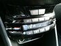 Peugeot 2008 1.2i Active 110pk 125.000km. Clima Cruise Trekhaak 1270kg.