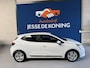 Renault Clio 1.0 TCe Zen / bj.2021 / kleur: wit / apple carpplay/android / navigatie / trekhaak / NAP met 101913 km.en APK 02/2027