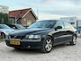 Volvo S60 2.4/ RIJDT PERFECT/ MOTOR GOED
