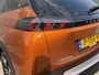 Peugeot e-2008 BWJ 2022 | EV 136PK Allure 50 kWh | LEDER/STOF | CLIMA | NAVI | CAMERA A | CARPLAY | PRIVACY GLASS | PDC |