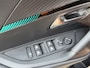Peugeot e-2008 BWJ 2022 | EV 136PK Allure 50 kWh | LEDER/STOF | CLIMA | NAVI | CAMERA A | CARPLAY | PRIVACY GLASS | PDC |