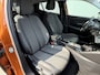 Peugeot e-2008 BWJ 2022 | EV 136PK Allure 50 kWh | LEDER/STOF | CLIMA | NAVI | CAMERA A | CARPLAY | PRIVACY GLASS | PDC |