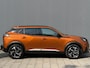 Peugeot e-2008 BWJ 2022 | EV 136PK Allure 50 kWh | LEDER/STOF | CLIMA | NAVI | CAMERA A | CARPLAY | PRIVACY GLASS | PDC |