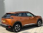 Peugeot e-2008 BWJ 2022 | EV 136PK Allure 50 kWh | LEDER/STOF | CLIMA | NAVI | CAMERA A | CARPLAY | PRIVACY GLASS | PDC |