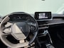 Peugeot e-2008 BWJ 2022 | EV 136PK Allure 50 kWh | LEDER/STOF | CLIMA | NAVI | CAMERA A | CARPLAY | PRIVACY GLASS | PDC |