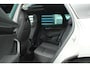 Skoda Karoq 1.5 TSI 150pk DSG ACT Sportline Business | Trekhaak | Panoramadak | Stoel/ Stuurverwarming | Cruise Control Adaptieve | 360 Camera | Achterklep Elektrisch