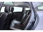 Renault Clio Estate 1.2 Intens | Panoramadak | Automaat | Stoelverwarming | Camera | Climate Control | LED | Keyless Entry/Start |
