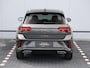 Volkswagen T-Roc 1.5 TSI R-Line 150pk DSG | Navigatie | Cruise Control | Trekhaak | Camera | Ergo stoel | LED+ | Climate control | Stoelverwarming |