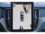 Volvo XC60 T6 Recharge AWD Plus Dark - Panorama/schuifdak - IntelliSafe Assist & Surround - 360º Camera - Harman Kardon audio - Verwarmde voorstoelen, stuur & achterbank - Parkeersensoren voor & achter - Elektr. bedienb. voorstoelen met geheugen - Head up display - Draadloze tel. lader -  Extra getint glas - 19' LMV