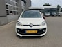 Volkswagen Up! 1.0 MPI 65PK R-line,camera,carplay, enz