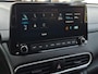 Hyundai Kona 1.6 GDI HEV Fashion | Trekhaak | Cruise control | Navigatiesysteem | Achteruitrijcamera | Lichtmetalenvelgen | Parkeersensoren achter | Climate control |
