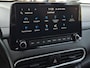 Hyundai Kona 1.6 GDI HEV Fashion | Trekhaak | Cruise control | Navigatiesysteem | Achteruitrijcamera | Lichtmetalenvelgen | Parkeersensoren achter | Climate control |
