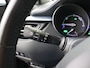 Toyota C-HR / C-HR+ 2.0 Hybrid Bi-Tone | Dealer onderhouden | Zilver Metallic Dak | Trekhaak afneembaar | Dodehoek detectie | Stoelverwarming | Parkeersensoren voor+achter | Navigatie | Apple CarPlay/Android Auto | Cruise Control