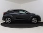 Toyota C-HR / C-HR+ 2.0 Hybrid Bi-Tone | Dealer onderhouden | Zilver Metallic Dak | Trekhaak afneembaar | Dodehoek detectie | Stoelverwarming | Parkeersensoren voor+achter | Navigatie | Apple CarPlay/Android Auto | Cruise Control
