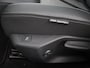 Peugeot 408 1.6 HYbrid Allure 180 EAT8 Apple Carplay/Android Auto, Cruise control adaptief, Vision pakket, Keyless entry, Parkeersensor voor/achter Een modern design met luxe en comfort. Dankzij het ruime interieur en de efficiënte hybride aandrijflijn is deze auto ideaal voor zowel dagelijkse ritten als lange afstanden. Met zijn rijke u