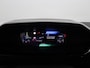 Peugeot 408 1.6 HYbrid Allure 180 EAT8 Apple Carplay/Android Auto, Cruise control adaptief, Vision pakket, Keyless entry, Parkeersensor voor/achter Een modern design met luxe en comfort. Dankzij het ruime interieur en de efficiënte hybride aandrijflijn is deze auto ideaal voor zowel dagelijkse ritten als lange afstanden. Met zijn rijke u