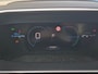 Peugeot 2008 1.2 Hybrid 145 GT Voor en achter camera | Climate control | Apple carplay en Android auto | Adaptive cruise control met stuurhulp | Dode hoek detectie | Elektrische stoelverstelling | Full led | LMV 17 inch | Alcantara bekleding | Voorstoelen verwarmd