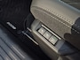 Peugeot 2008 1.2 Hybrid 145 GT Voor en achter camera | Climate control | Apple carplay en Android auto | Adaptive cruise control met stuurhulp | Dode hoek detectie | Elektrische stoelverstelling | Full led | LMV 17 inch | Alcantara bekleding | Voorstoelen verwarmd