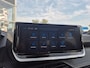 Peugeot 2008 1.2 Hybrid 145 GT Voor en achter camera | Climate control | Apple carplay en Android auto | Adaptive cruise control met stuurhulp | Dode hoek detectie | Elektrische stoelverstelling | Full led | LMV 17 inch | Alcantara bekleding | Voorstoelen verwarmd