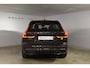Volvo XC60 T6 350PK Automaat Plug-in Hybrid AWD Ultimate Dark / Luchtvering / Bowers & Wilkins / 360 Camera / Adaptieve Cruise Control / Stuur & Stoelverwarming / Elektr. Achterklep / Schuifdak / Trekhaak