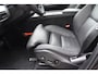 Volvo XC60 T6 350PK Automaat Plug-in Hybrid AWD Ultimate Dark / Luchtvering / Bowers & Wilkins / 360 Camera / Adaptieve Cruise Control / Stuur & Stoelverwarming / Elektr. Achterklep / Schuifdak / Trekhaak