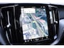Volvo XC60 T6 350PK Automaat Plug-in Hybrid AWD Ultimate Dark / Luchtvering / Bowers & Wilkins / 360 Camera / Adaptieve Cruise Control / Stuur & Stoelverwarming / Elektr. Achterklep / Schuifdak / Trekhaak
