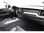Volvo XC60 T6 350PK Automaat Plug-in Hybrid AWD Ultimate Dark / Luchtvering / Bowers & Wilkins / 360 Camera / Adaptieve Cruise Control / Stuur & Stoelverwarming / Elektr. Achterklep / Schuifdak / Trekhaak