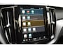 Volvo XC60 T6 350PK Automaat Plug-in Hybrid AWD Ultimate Dark / Luchtvering / Bowers & Wilkins / 360 Camera / Adaptieve Cruise Control / Stuur & Stoelverwarming / Elektr. Achterklep / Schuifdak / Trekhaak