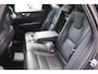 Volvo XC60 T6 350PK Automaat Plug-in Hybrid AWD Ultimate Dark / Luchtvering / Bowers & Wilkins / 360 Camera / Adaptieve Cruise Control / Stuur & Stoelverwarming / Elektr. Achterklep / Schuifdak / Trekhaak
