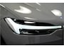 Volvo XC60 2.0 T6 Plug-in hybrid AWD 293kW/399pk Aut8 Long Range Edition Bright NIEUWSTAAT! PANORAMADAK + LEDER + ADAPT.CRUISE + PILOT ASSIST + GOOGLE NAVIGATIE&SERVICES + EL.WEGKLABARE TREKHAAK + SPATLAPPEN + CAMERA + PARKSENSOREN + 19" LM-VELGEN!!