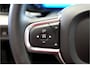 Volvo XC60 2.0 T6 Plug-in hybrid AWD 293kW/399pk Aut8 Long Range Edition Bright NIEUWSTAAT! PANORAMADAK + LEDER + ADAPT.CRUISE + PILOT ASSIST + GOOGLE NAVIGATIE&SERVICES + EL.WEGKLABARE TREKHAAK + SPATLAPPEN + CAMERA + PARKSENSOREN + 19" LM-VELGEN!!