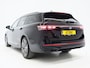 Volkswagen Passat Variant 1.5 eHybrid R-Line | 5 Jaar Garantie | Leder | Panoramadak | Stoelventilatie | Trekhaak | Harman/Kardon | Massage | 360